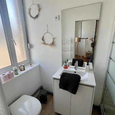L'esplanade - 2 -proche Gare Centre Ville- Cnpe Apartament