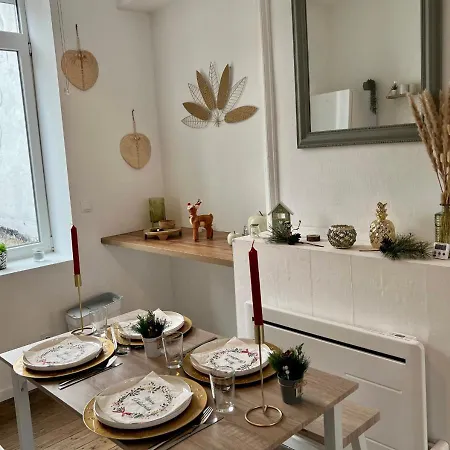 L'esplanade - 2 -proche Gare Centre Ville- Cnpe شقة *